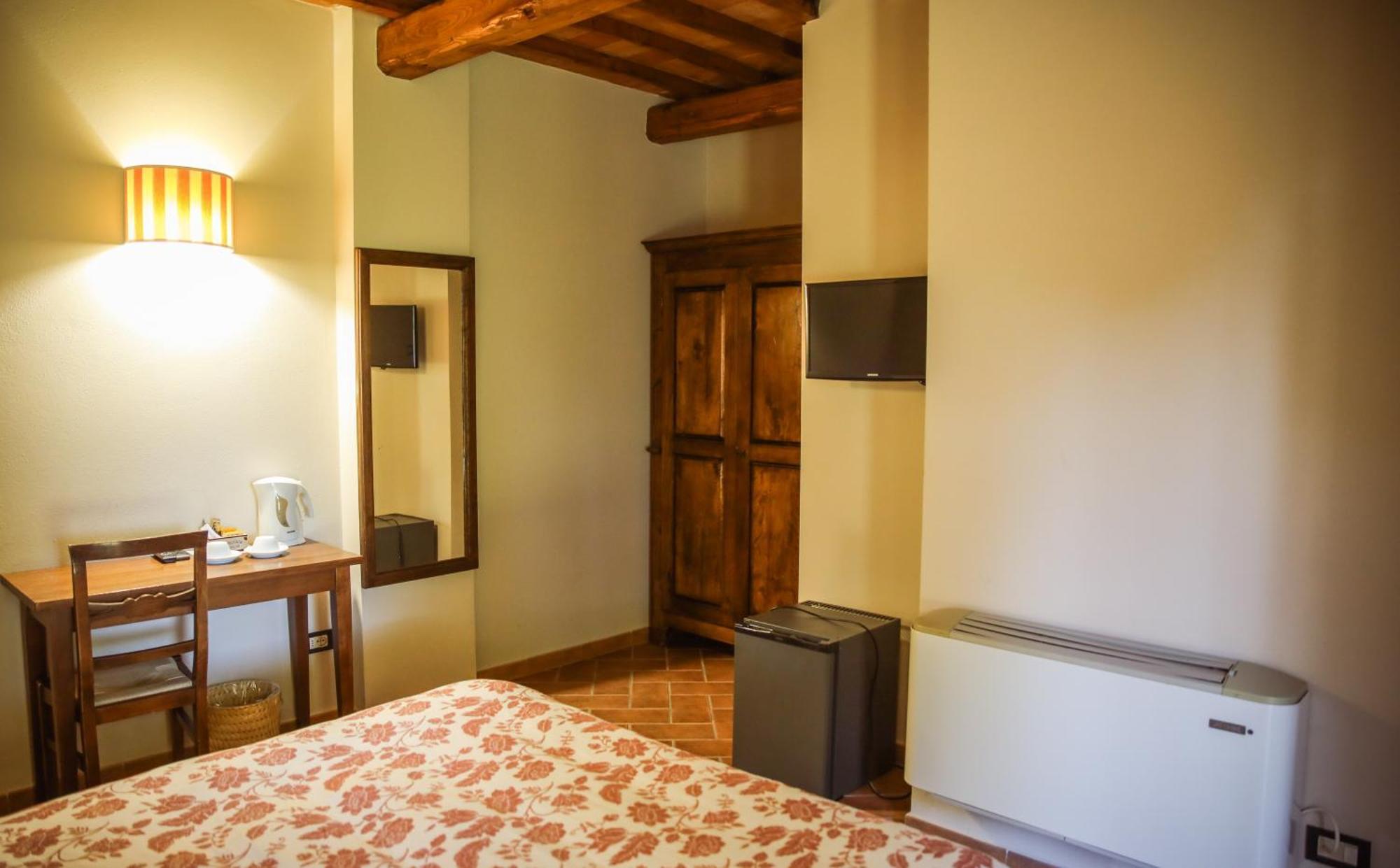 Agriturismo La Vecchia Quercia Montemerano Buitenkant foto