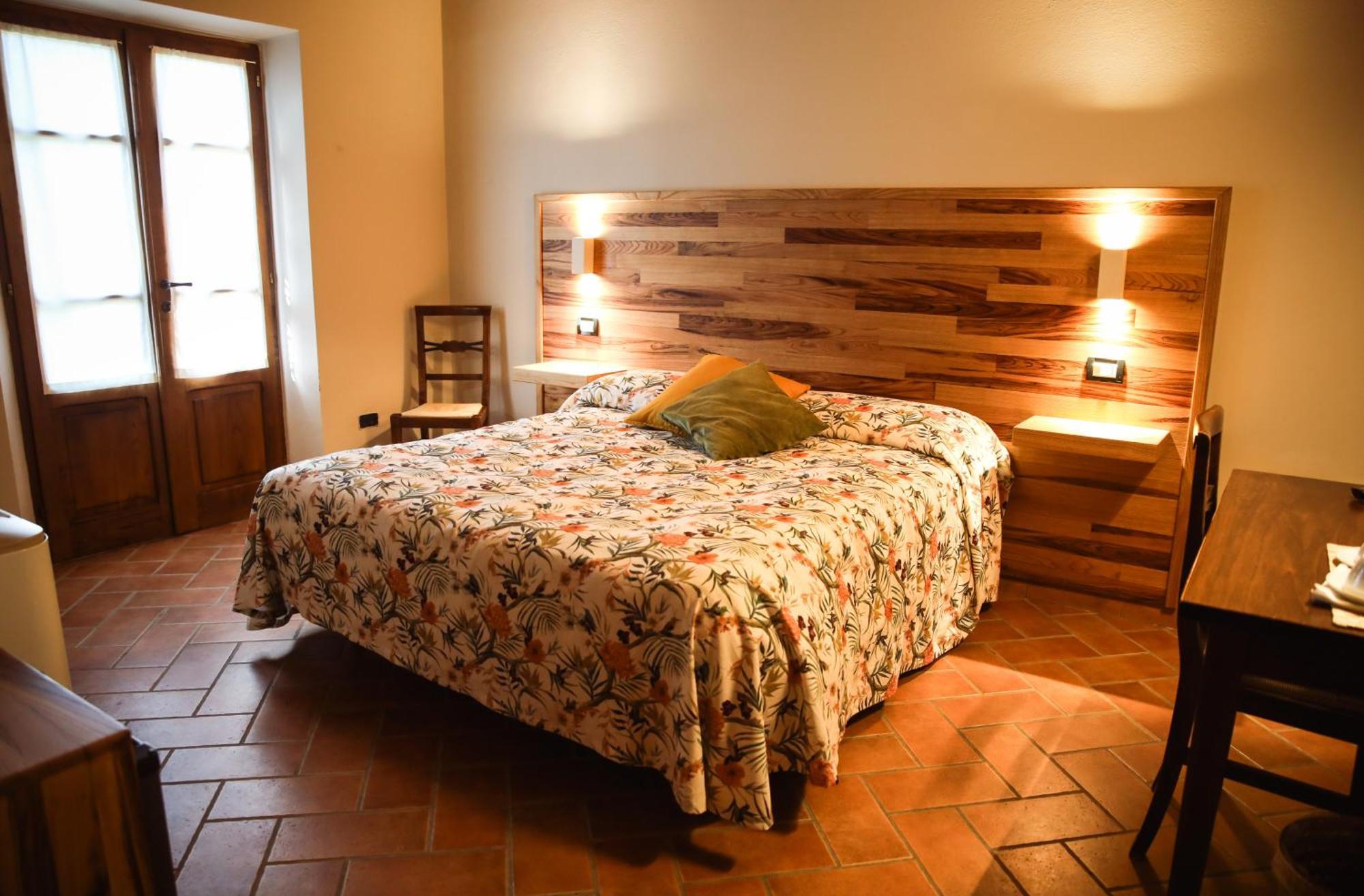 Agriturismo La Vecchia Quercia Montemerano Buitenkant foto