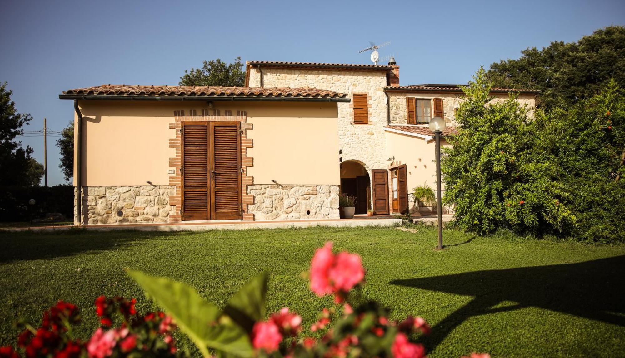 Agriturismo La Vecchia Quercia Montemerano Buitenkant foto