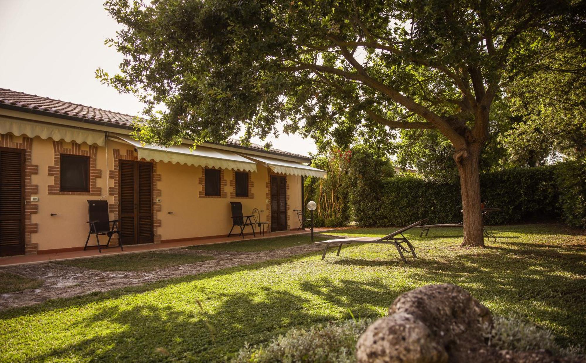 Agriturismo La Vecchia Quercia Montemerano Buitenkant foto