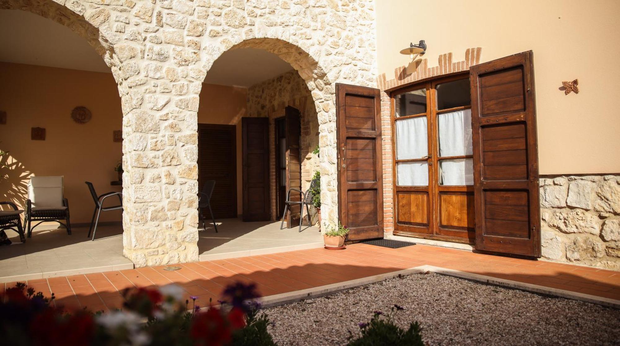 Agriturismo La Vecchia Quercia Montemerano Buitenkant foto